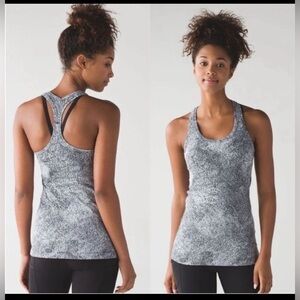 Lululemon Cool Racerback II Luon Spray Jacquard White Black unsure of side @
